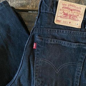 Vintage 90s 1998 Levi’s 550 red tab black denim jeans. 100% cotton